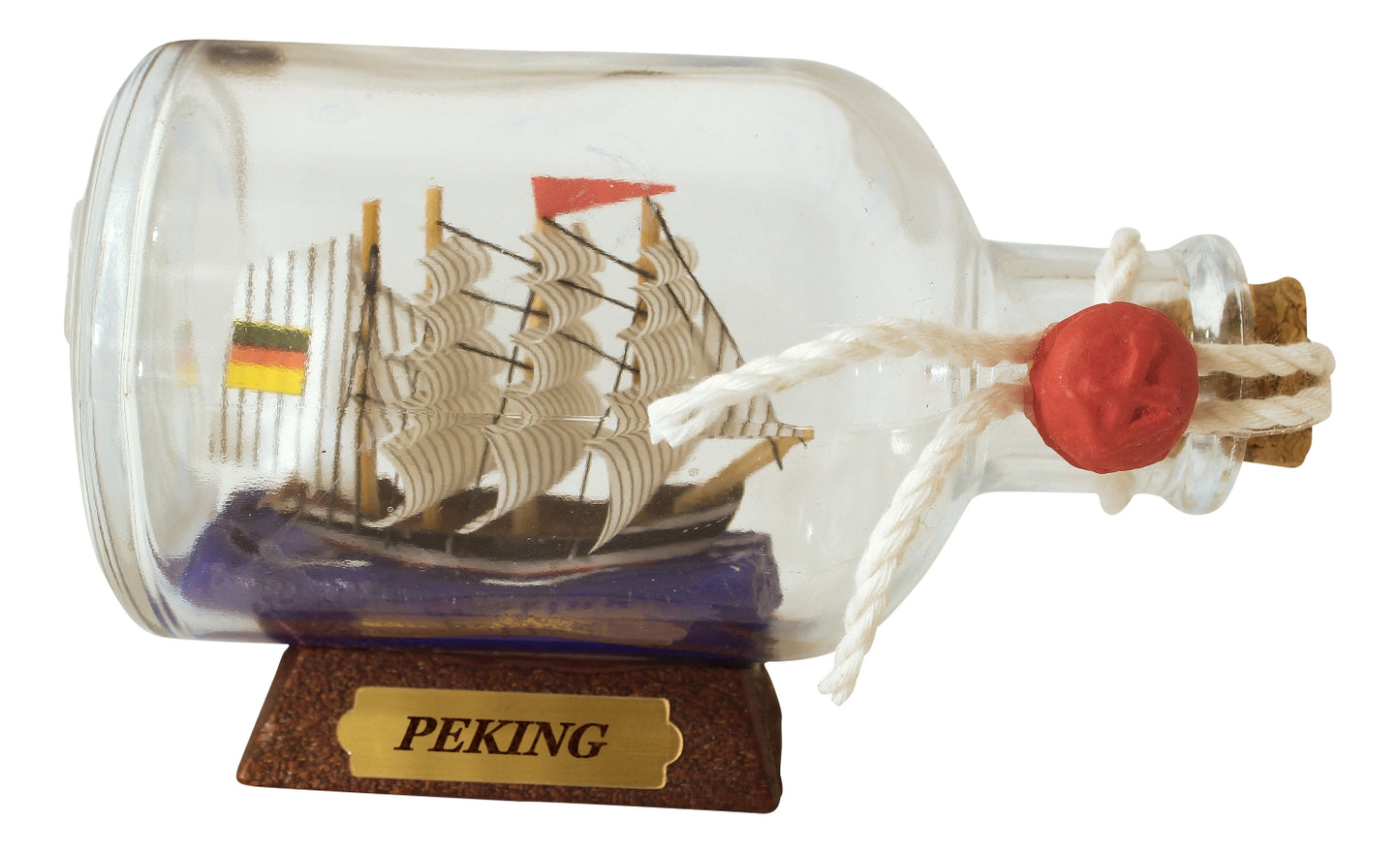 Palackba zárt hajó Peking