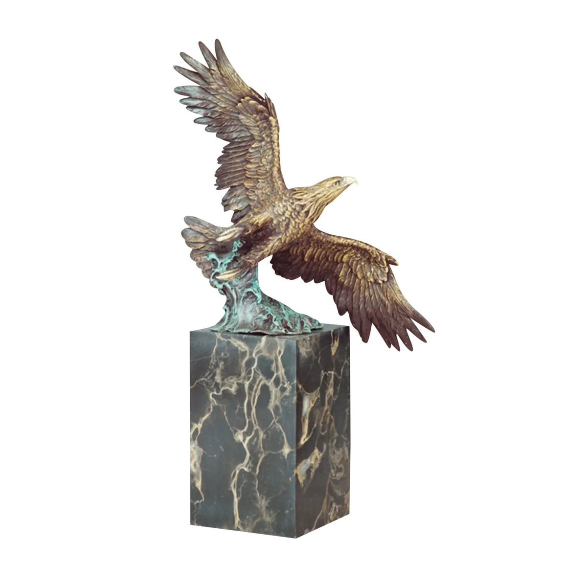 Kitárt szárnyú sas bronz szobor