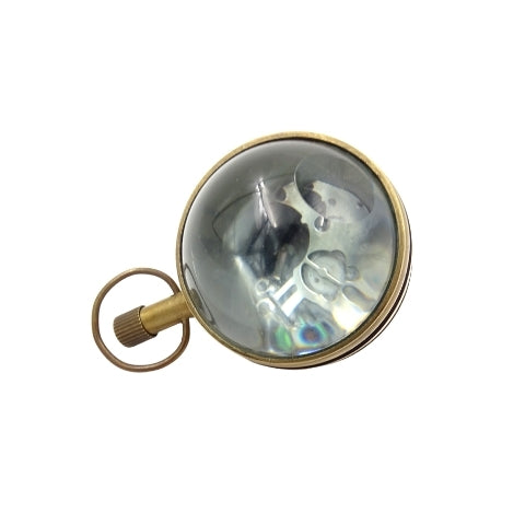 Sárgarézből készült óra