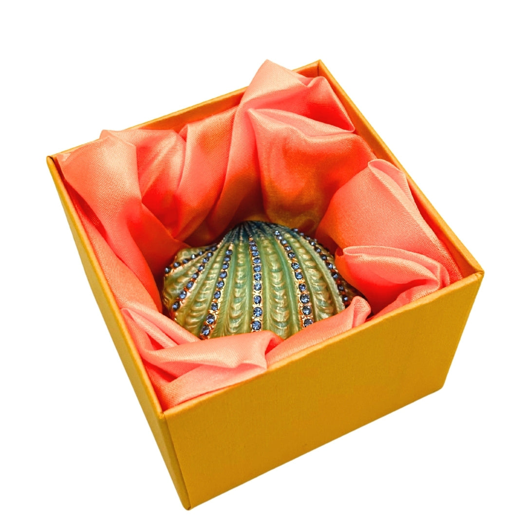 Exkluzív díszdoboz kristályokkal díszített ékszerkészlethez – Kagyló