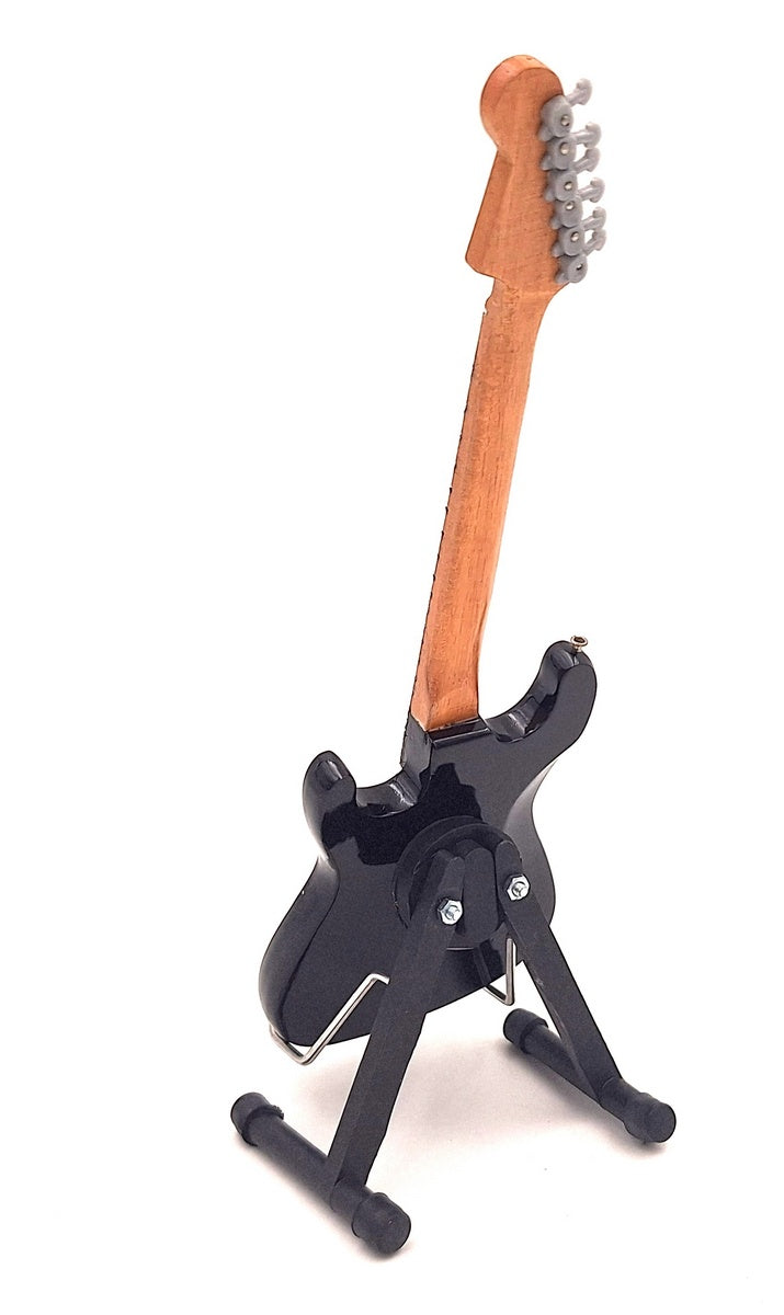 Kurt Cobain által inspirált minigitár