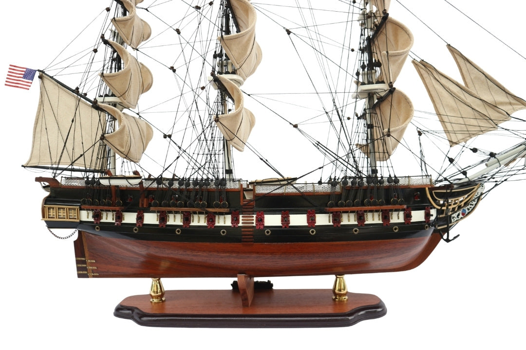 USS Constitution vitorláshajó modell - 100 cm