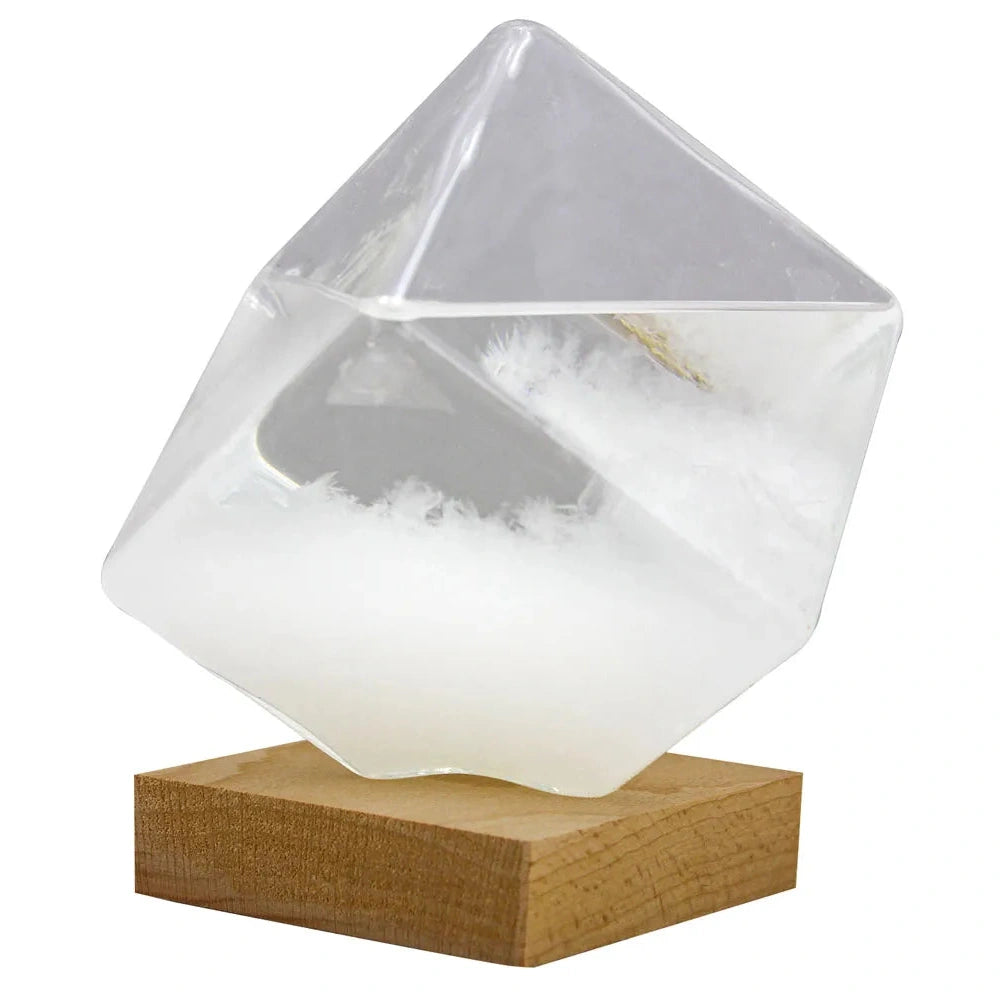 Stormglas kocka alakban, fa talppal, magassága: 14 cm, 8,5x8,5x8,5 cm