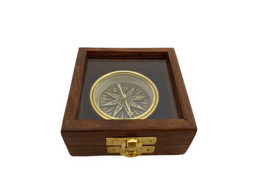 Antik hatású réz iránytű fa dobozban