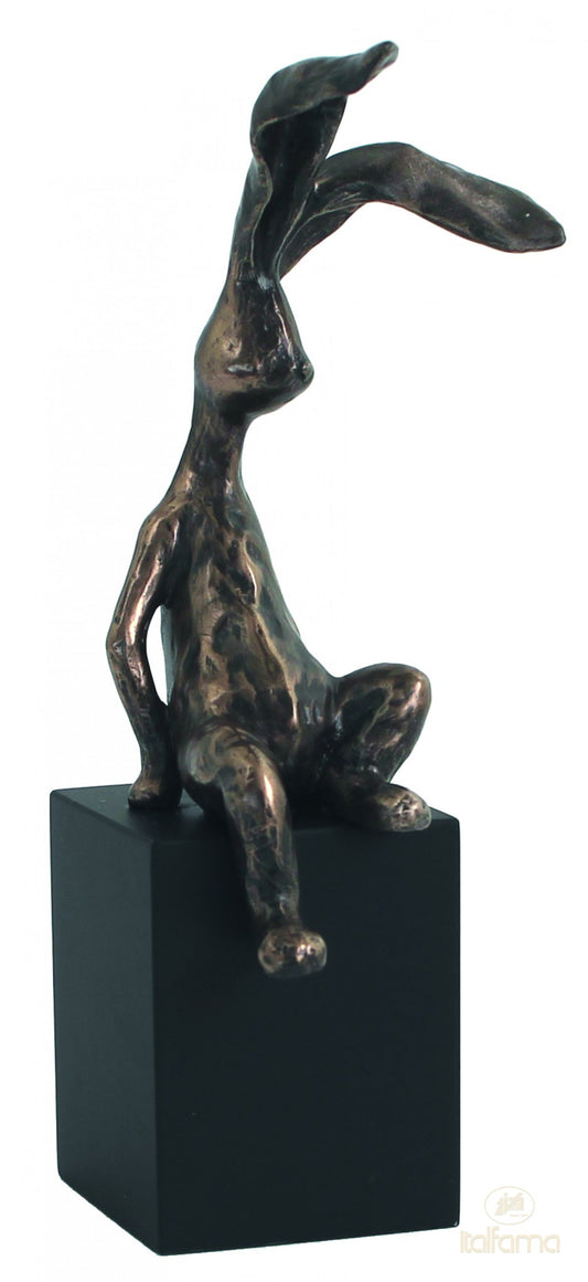 Nyúl kockán bronz bevonatú szobor