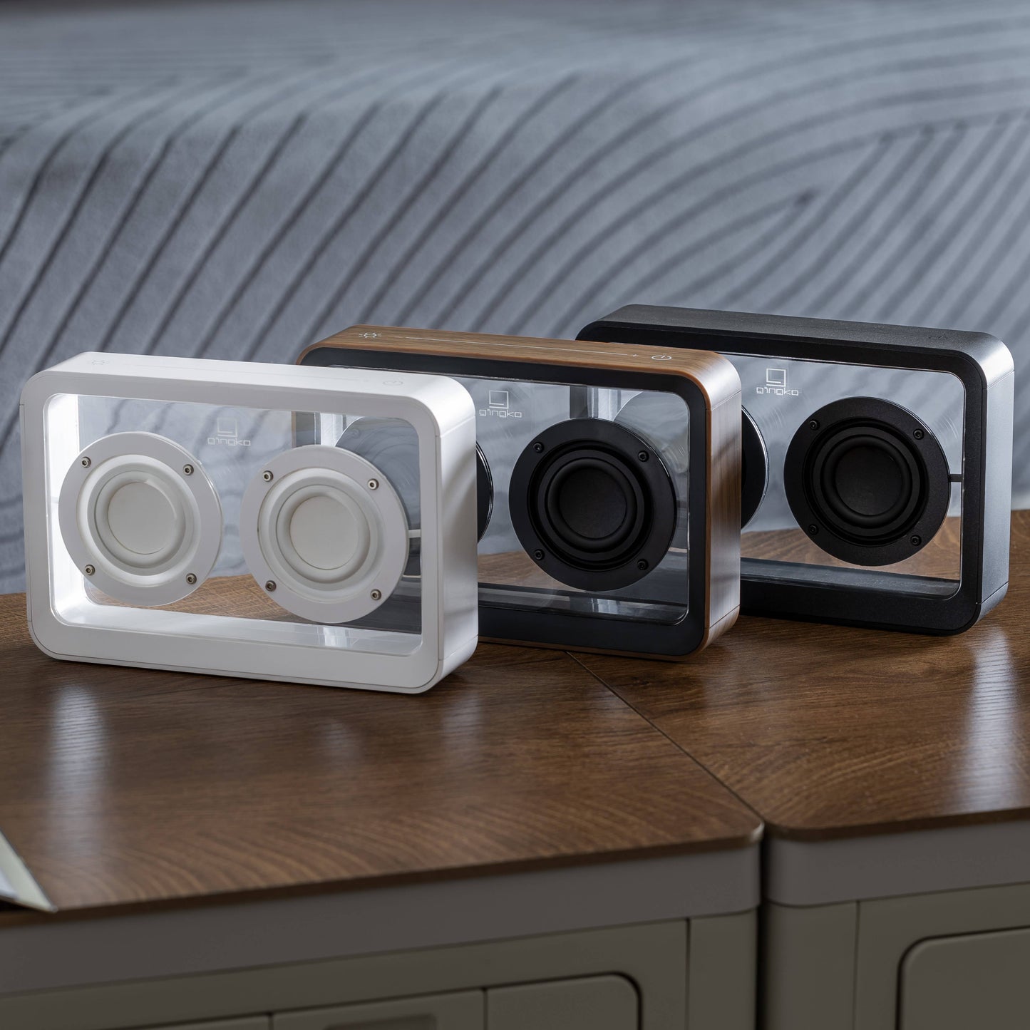 Mage átlátszó hangszóró