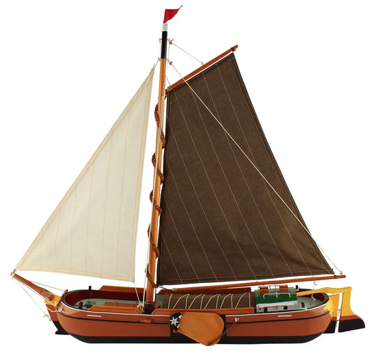 Hajó, fa vitorlával, H: 75 cm, M: 67 cm, Sz: 13,5 cm