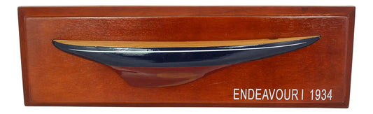 Endeavour I - fél hajó a fedélzeten, fa, 37,5x12x4,5cm