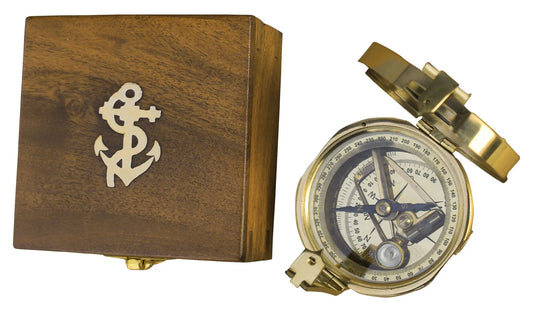 Brunton iránytű, sárgaréz, Ø: 7,5 cm, M: 3,5 cm, fa dobozban