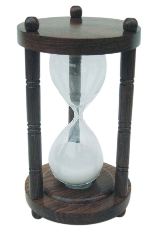 Homokóra, 3 oszlopos, fából, kb. 5 perc, magasság: 15,5 cm, átmérő: 8,5 cm