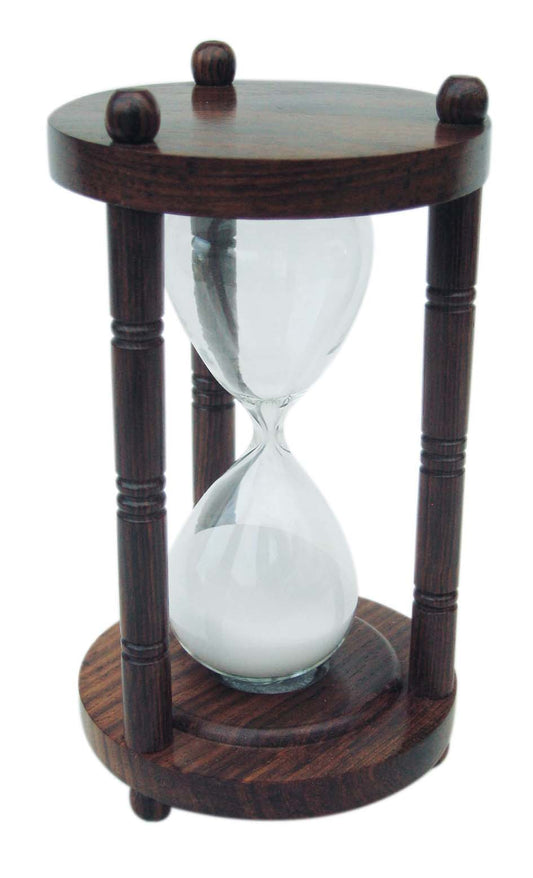 Homokóra, 3 oszlop, fa, kb. 15 perc, M: 15,5cm, Ø: 8,5cm