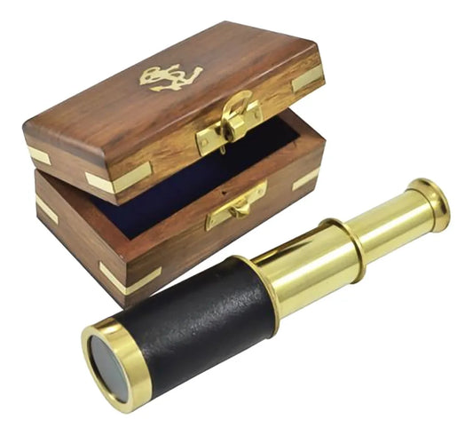 Távcső réz/bőr, h: 7/15,5 cm, átmérő: 2,5/3,5 cm, fadobozban