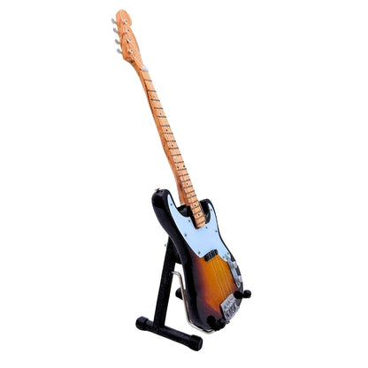 Mini gitár Sting stílusában