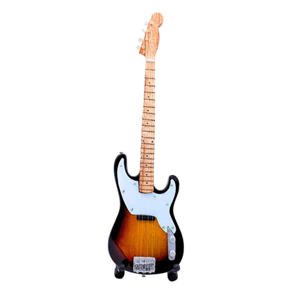 Mini gitár Sting stílusában