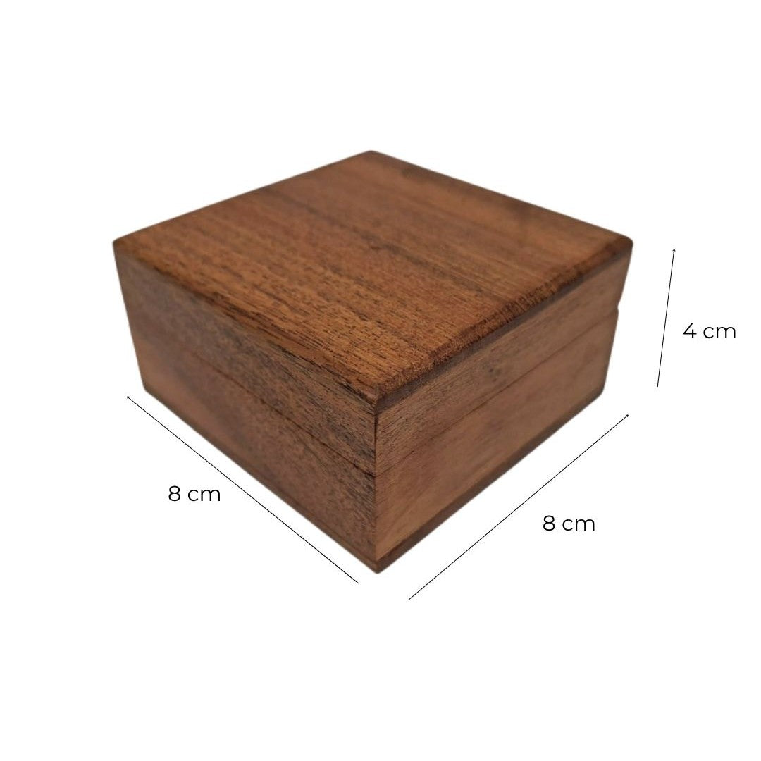 Fa ajándékdoboz betéttel, 8x8 cm