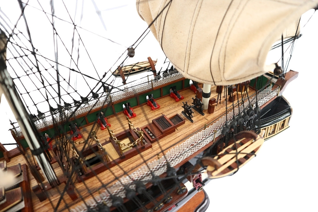 USS Constitution vitorláshajó modell - 100 cm