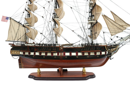 USS Constitution vitorláshajó modell - 100 cm