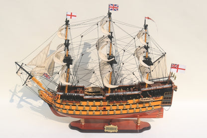 HMS Victory vitorláshajó modell - 80 cm
