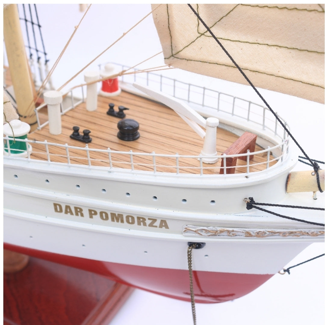 Dar Pomorza vitorláshajó modell - 82 cm