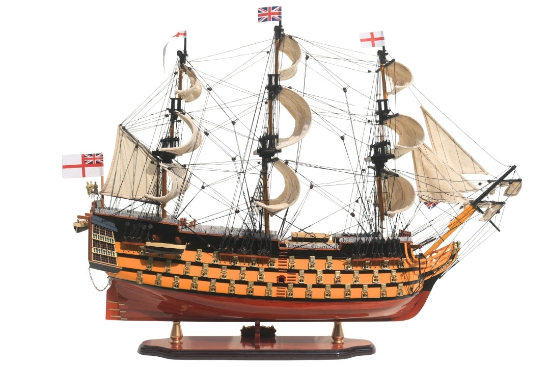 HMS Victory vitorláshajó modell - 80 cm