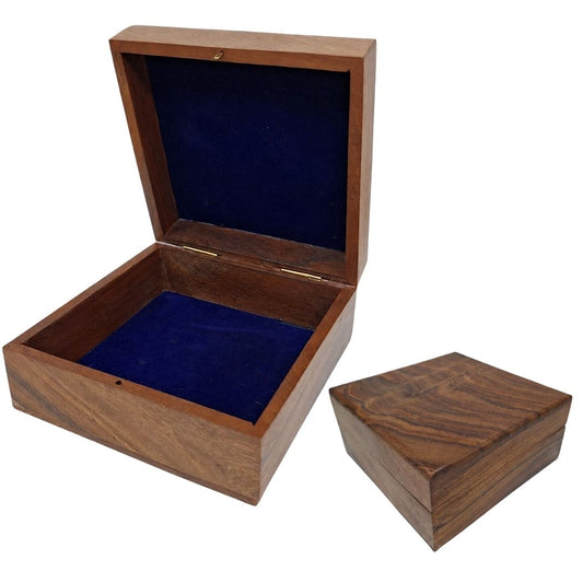 Elegáns fa doboz betéttel, 14 x 14 x 6,5 cm
