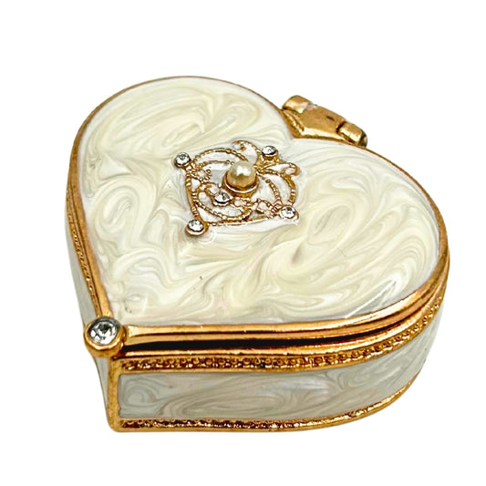Exkluzív csecsebecse doboz / Ékszerdoboz szív alakban kristályokkal