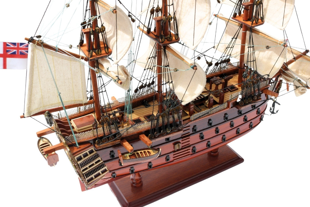HMS Victory vitorláshajó modell - 54 cm