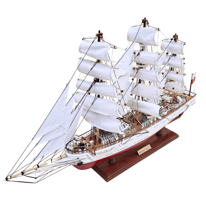 Dar Młodzieży vitorláshajó modell - 71 cm