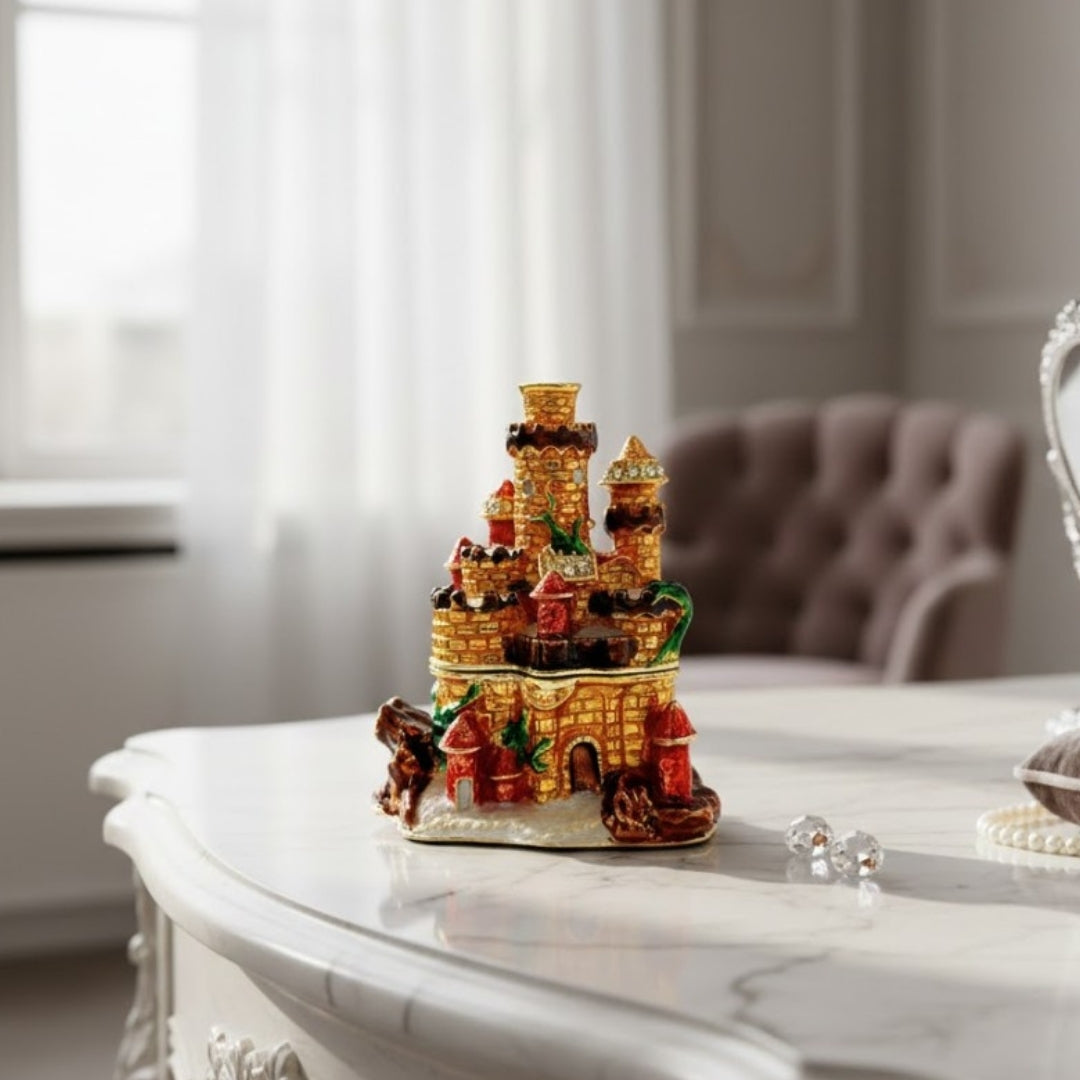 Exkluzív kristályokkal díszített ékszerszekrény – Kastély