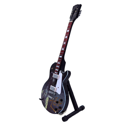 Led Zeppelin Jimi Page inspirálta mini gitár