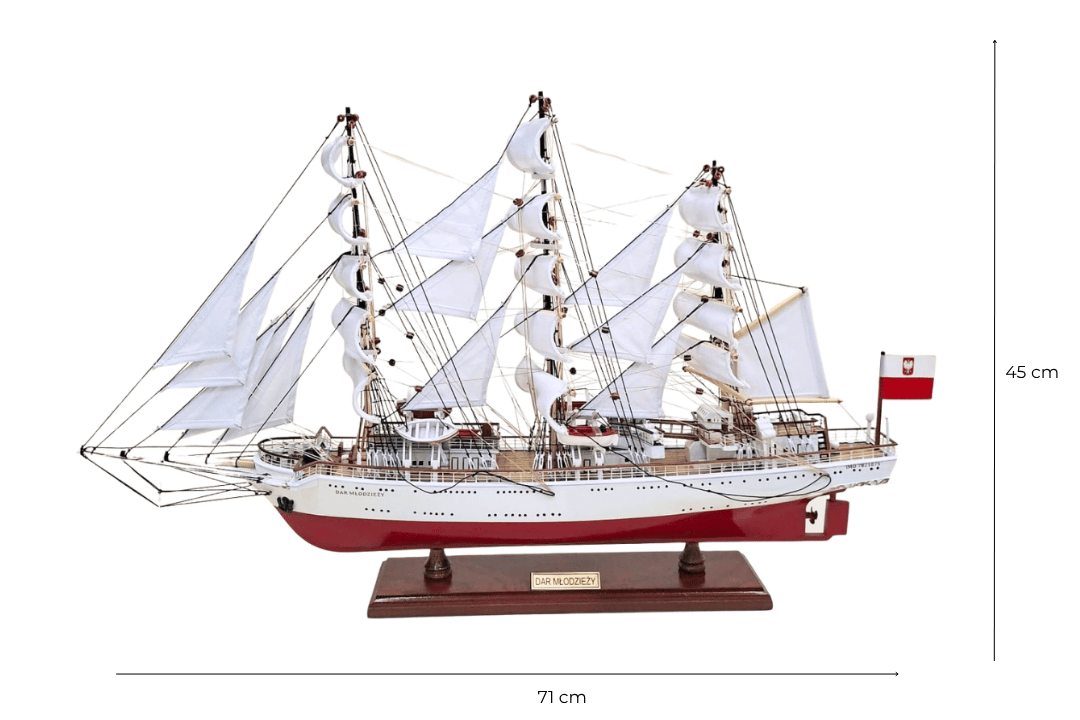 Dar Młodzieży vitorláshajó modell - 71 cm