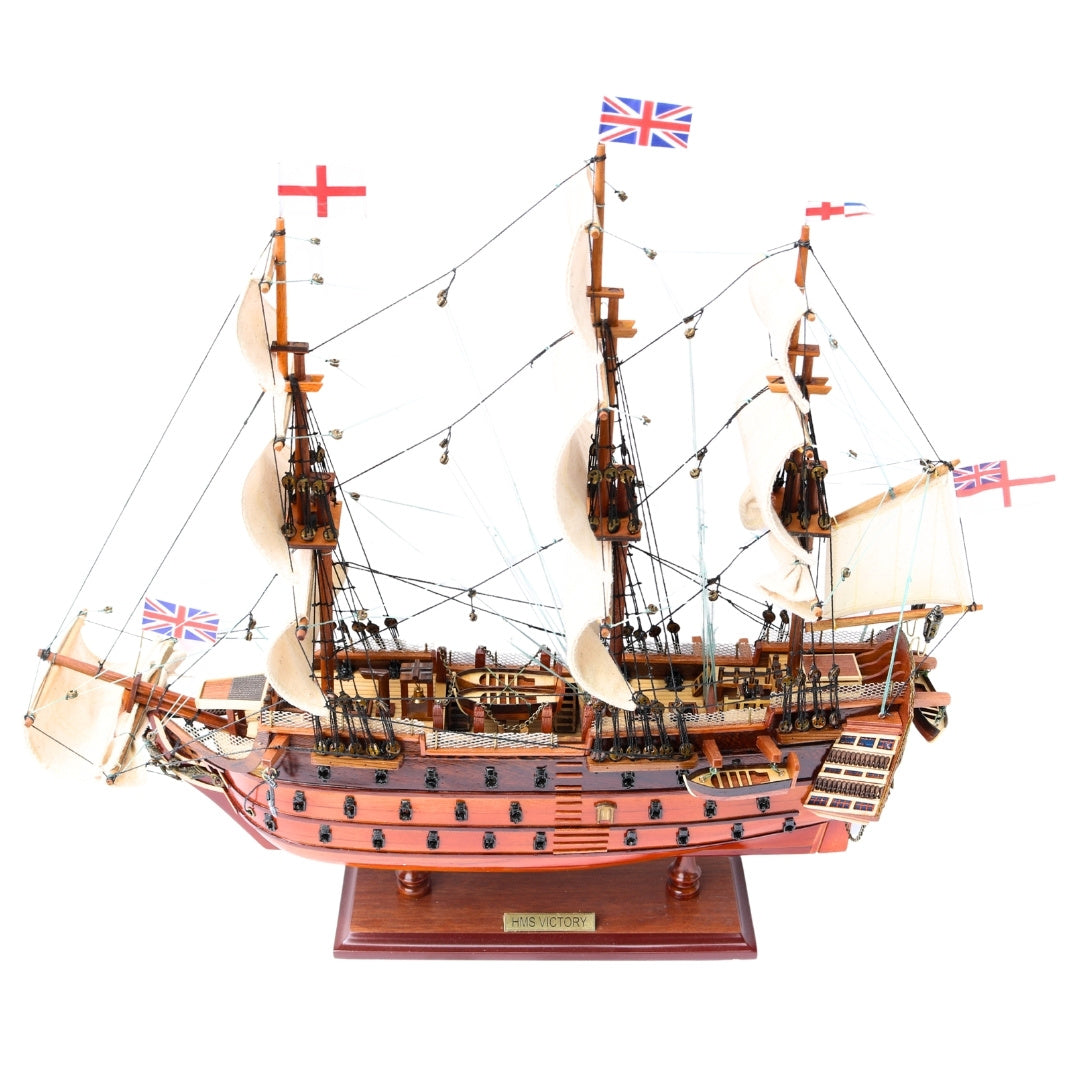 HMS Victory vitorláshajó modell - 54 cm