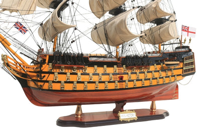 HMS Victory vitorláshajó modell - 80 cm