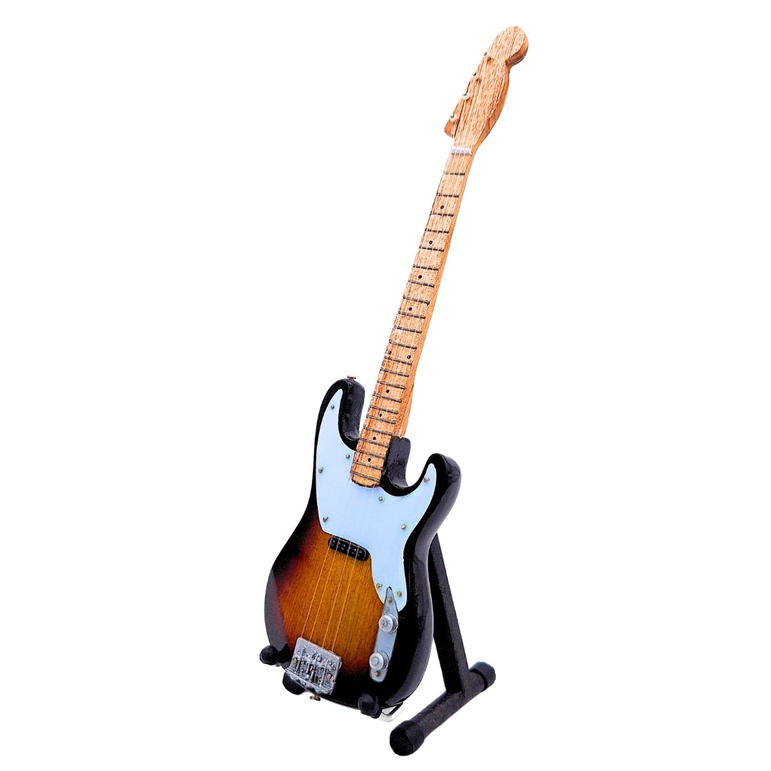 Mini gitár Sting stílusában