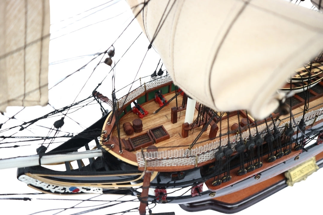 USS Constitution vitorláshajó modell - 100 cm