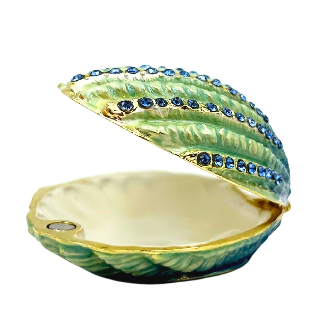 Exkluzív díszdoboz kristályokkal díszített ékszerkészlethez – Kagyló