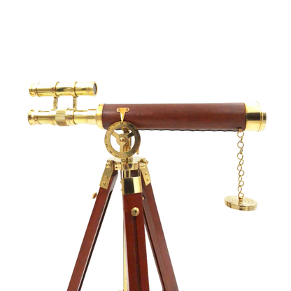 Nagy, sárgaréz távcső állványon - Maximális magasság 57 cm