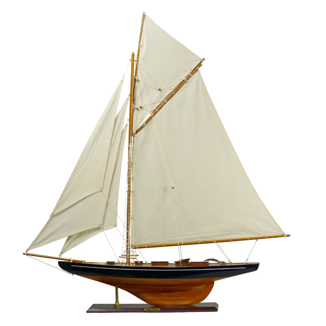 Nagy Columbia Jacht Modell – Magasság 104cm
