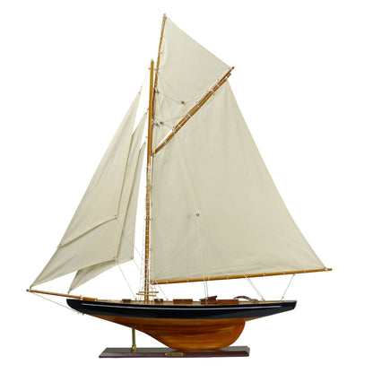 Nagy Columbia Jacht Modell – Magasság 104cm