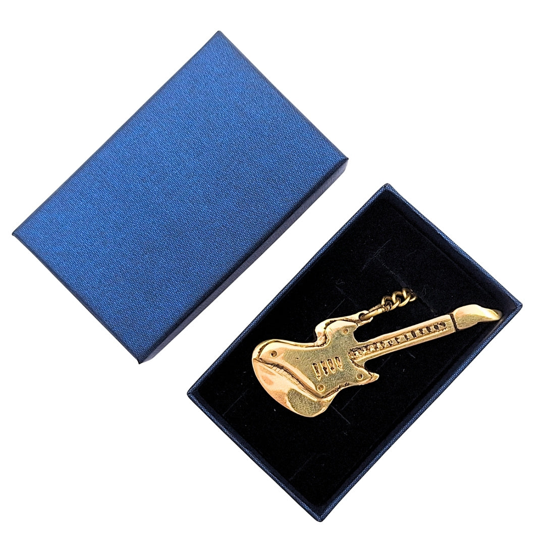 Gitár kulcstartó sárgarézből, elegáns dobozban