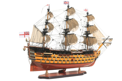 HMS Victory vitorláshajó modell - 80 cm
