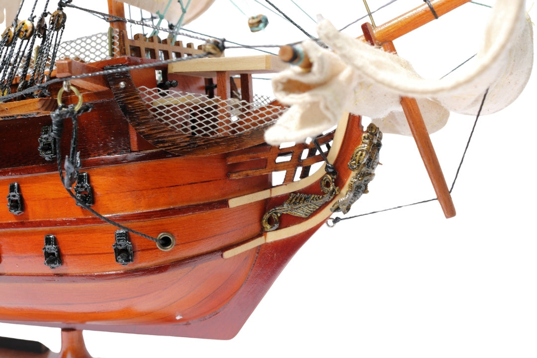 HMS Victory vitorláshajó modell - 54 cm
