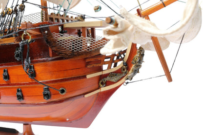 HMS Victory vitorláshajó modell - 54 cm