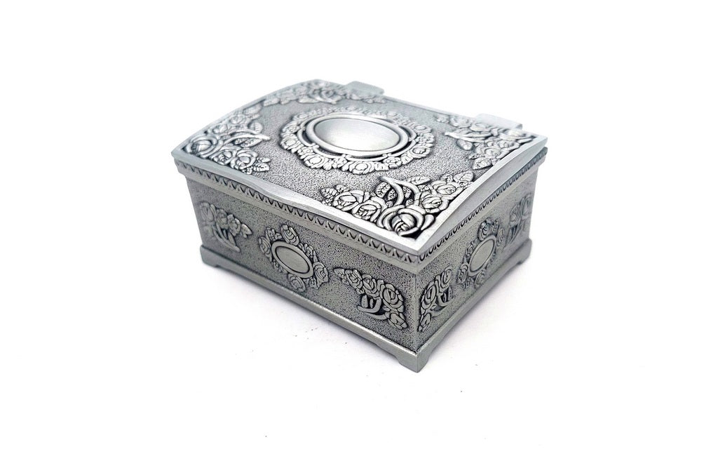 Fém ékszeres ládika