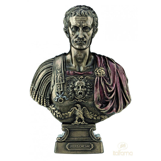Julius Caesar mellszobor