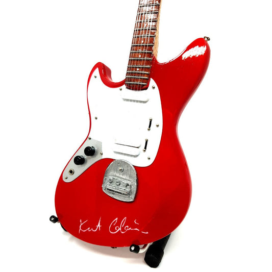 Mini gitár - Kurt Cobain, Nirvana, 1:4 méretarány.