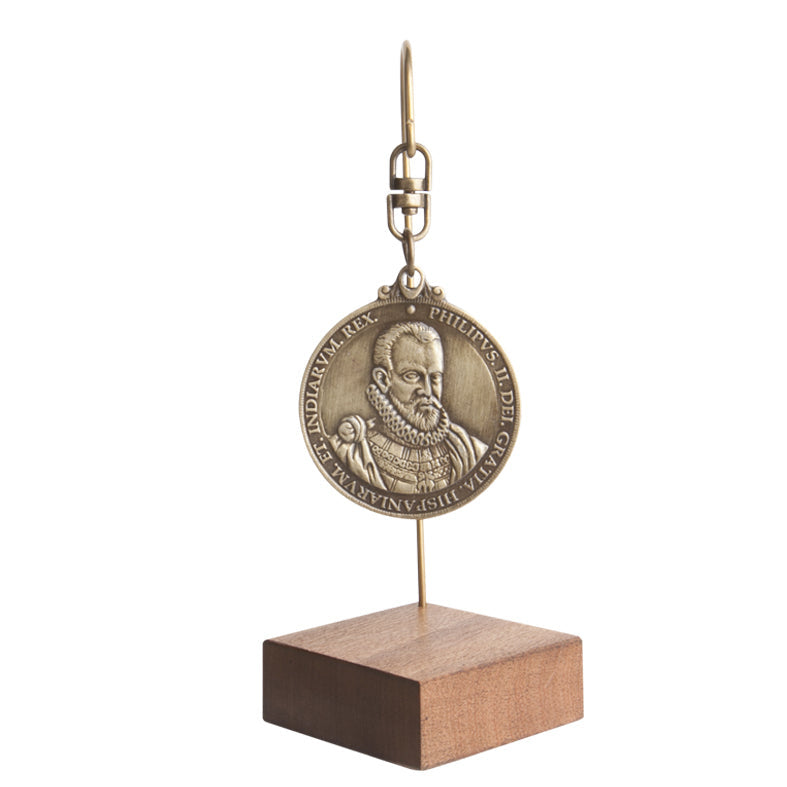 Miniatűr napóra – II. Fülöp replika