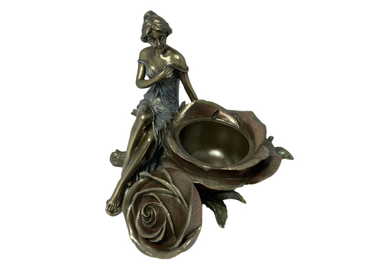 Rózsás bronz bevonatú szobor titkos rekesszel